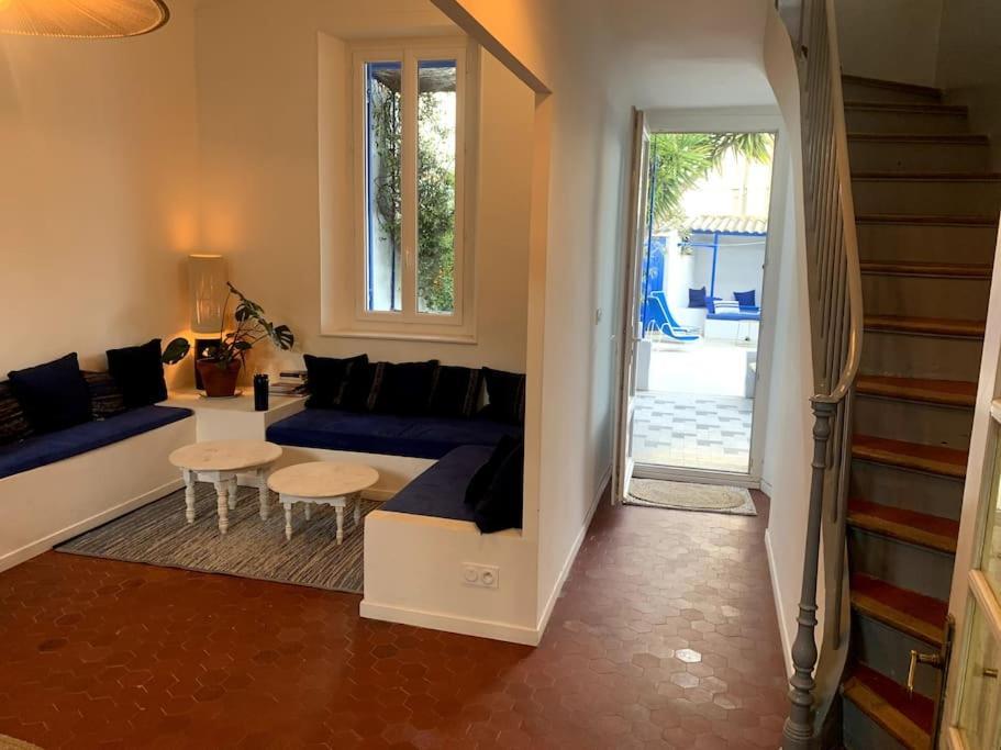 Villa En Bord De Mer A Malmousque マルセイユ エクステリア 写真