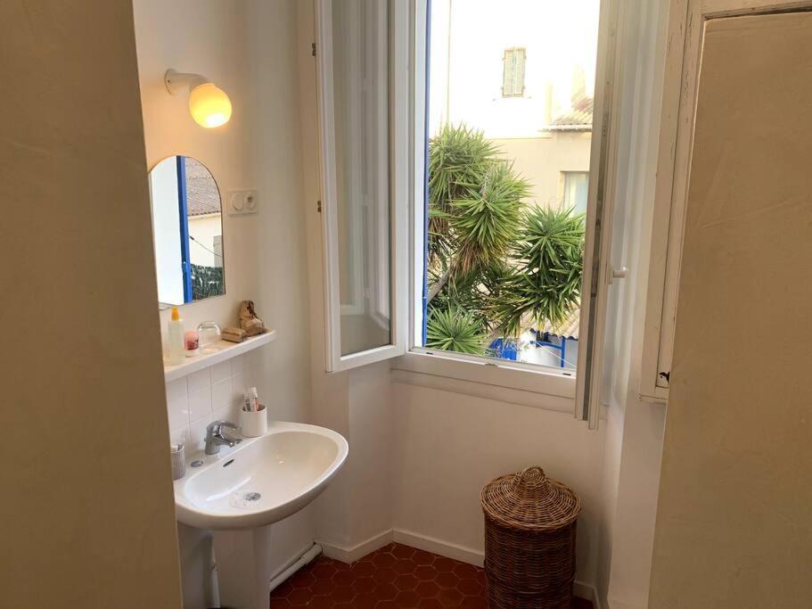 Villa En Bord De Mer A Malmousque マルセイユ エクステリア 写真